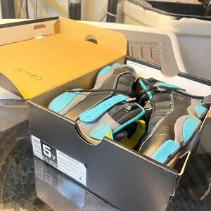 Kids Athletic Sneakers - Black & Teal